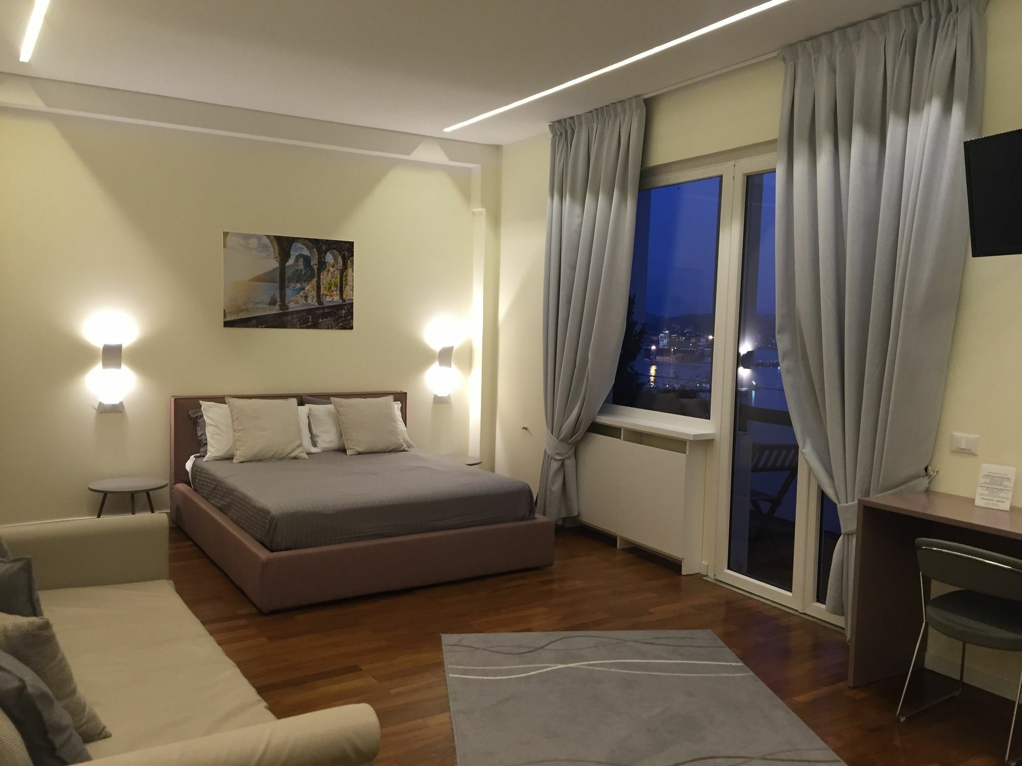 Guesthouse Il Grattacielo Sul Golfo La Spezia Bagian luar foto