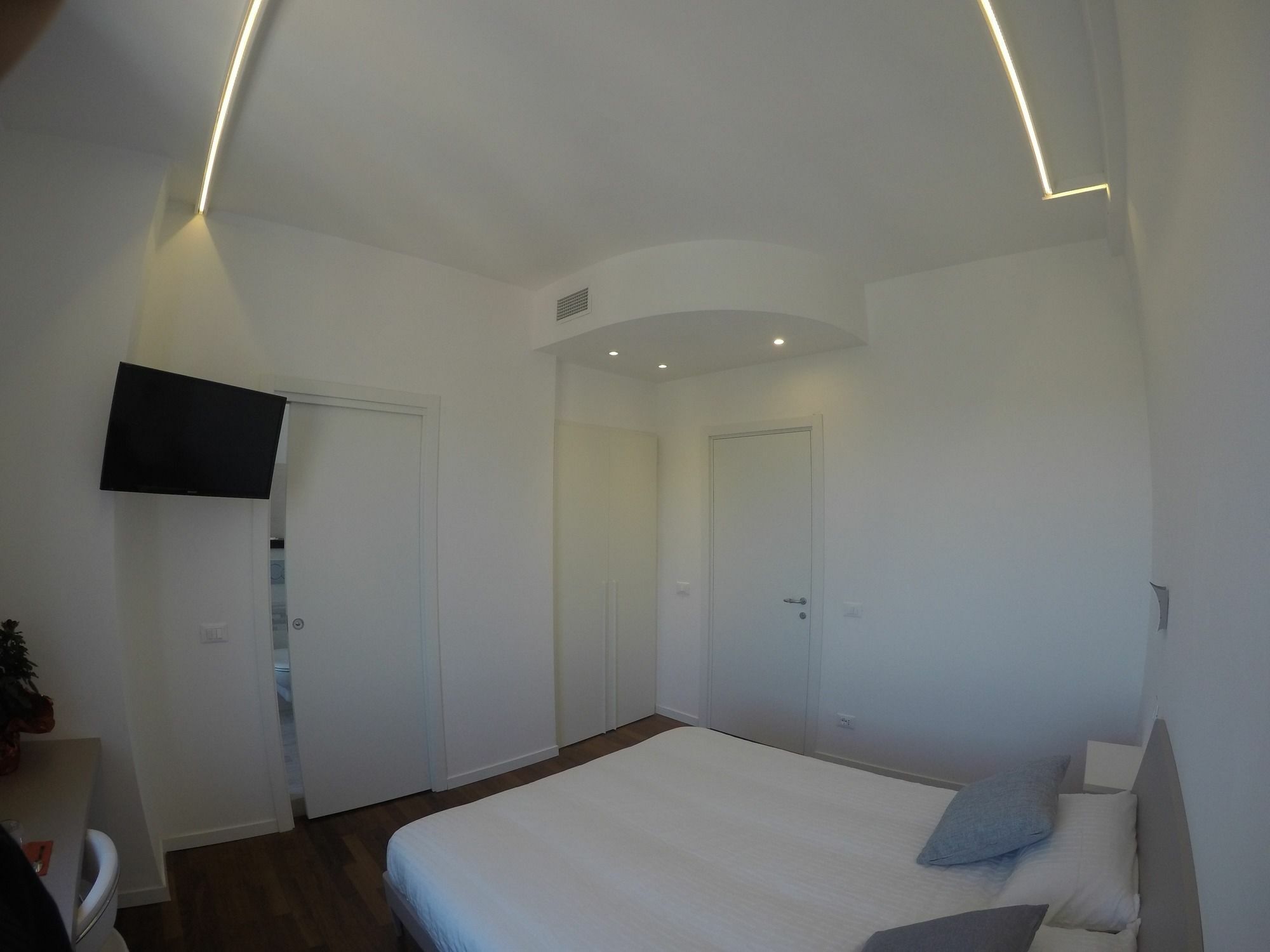 Guesthouse Il Grattacielo Sul Golfo La Spezia Bagian luar foto