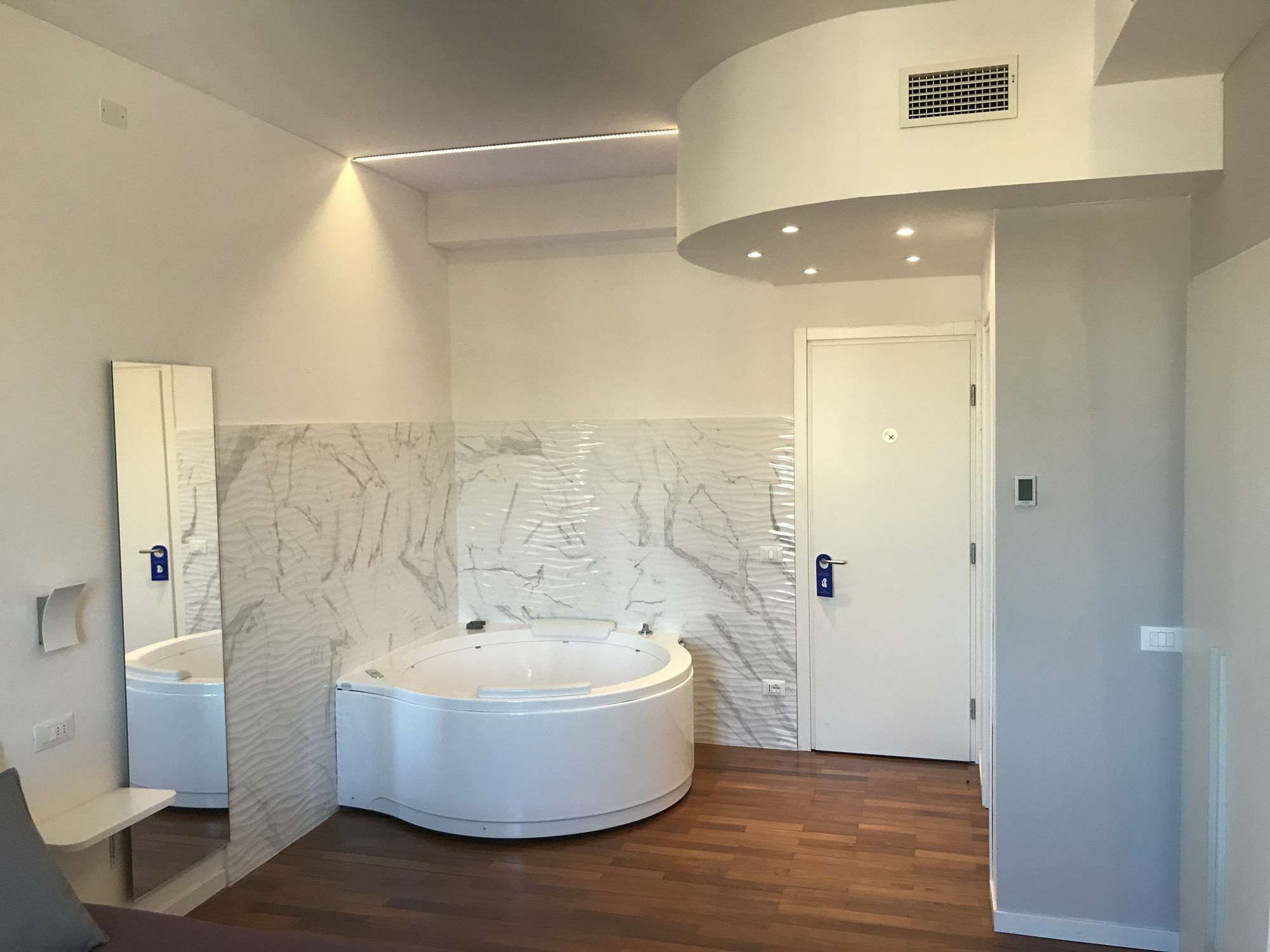 Guesthouse Il Grattacielo Sul Golfo La Spezia Bagian luar foto